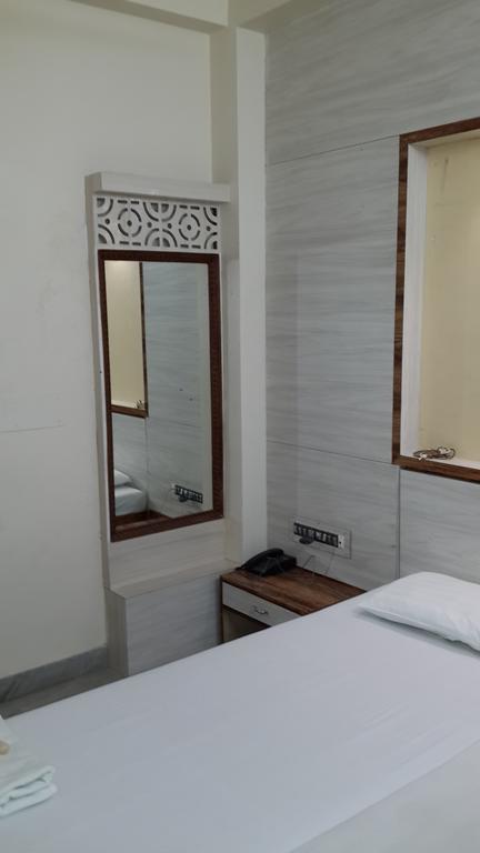 Rupasi Bangla Ξενοδοχείο Καλκούτα Δωμάτιο φωτογραφία